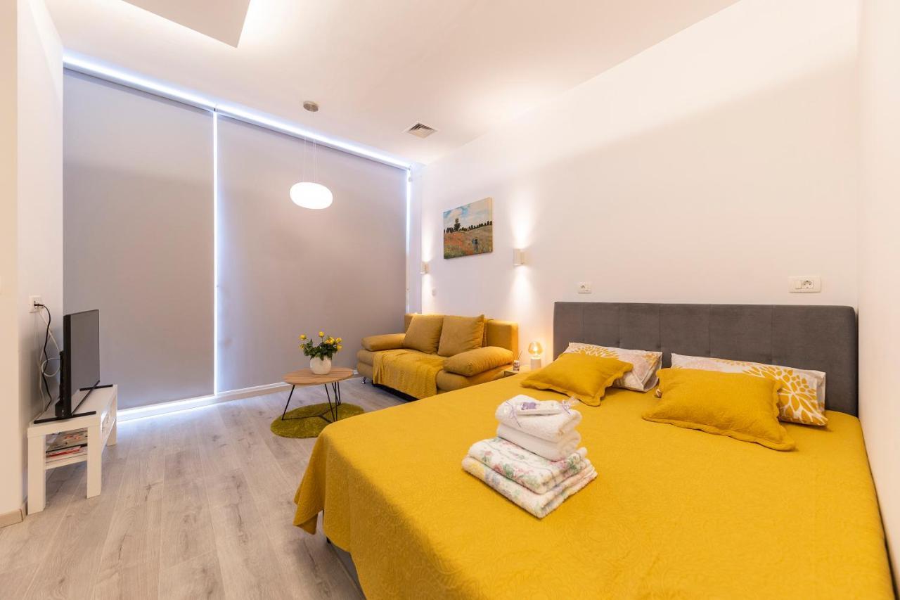 Studio Apartments Heart Of Zadar Exterior photo