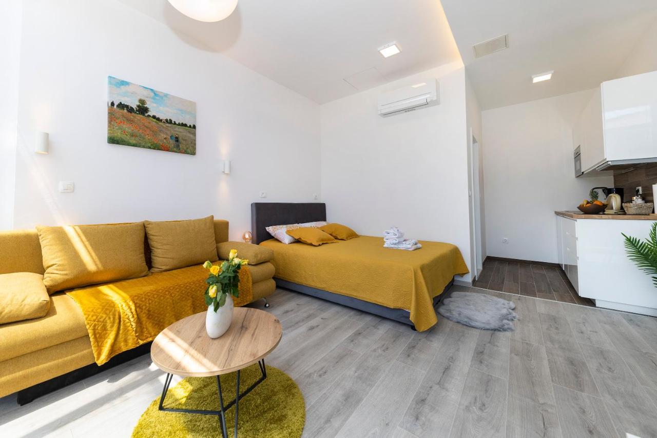 Studio Apartments Heart Of Zadar Exterior photo